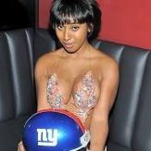 Meet your Posher, Leandra